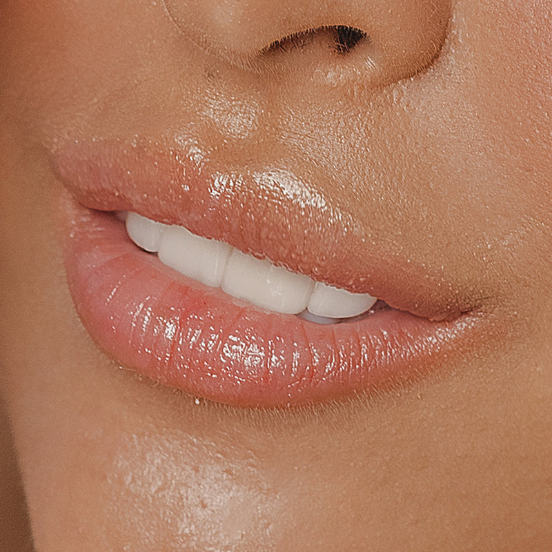 blk cosmetics Fresh Exfoliating Lip Scrub (Coco Crush)